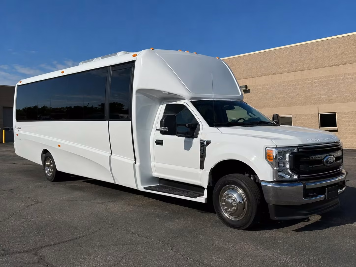 20 passenger minibus