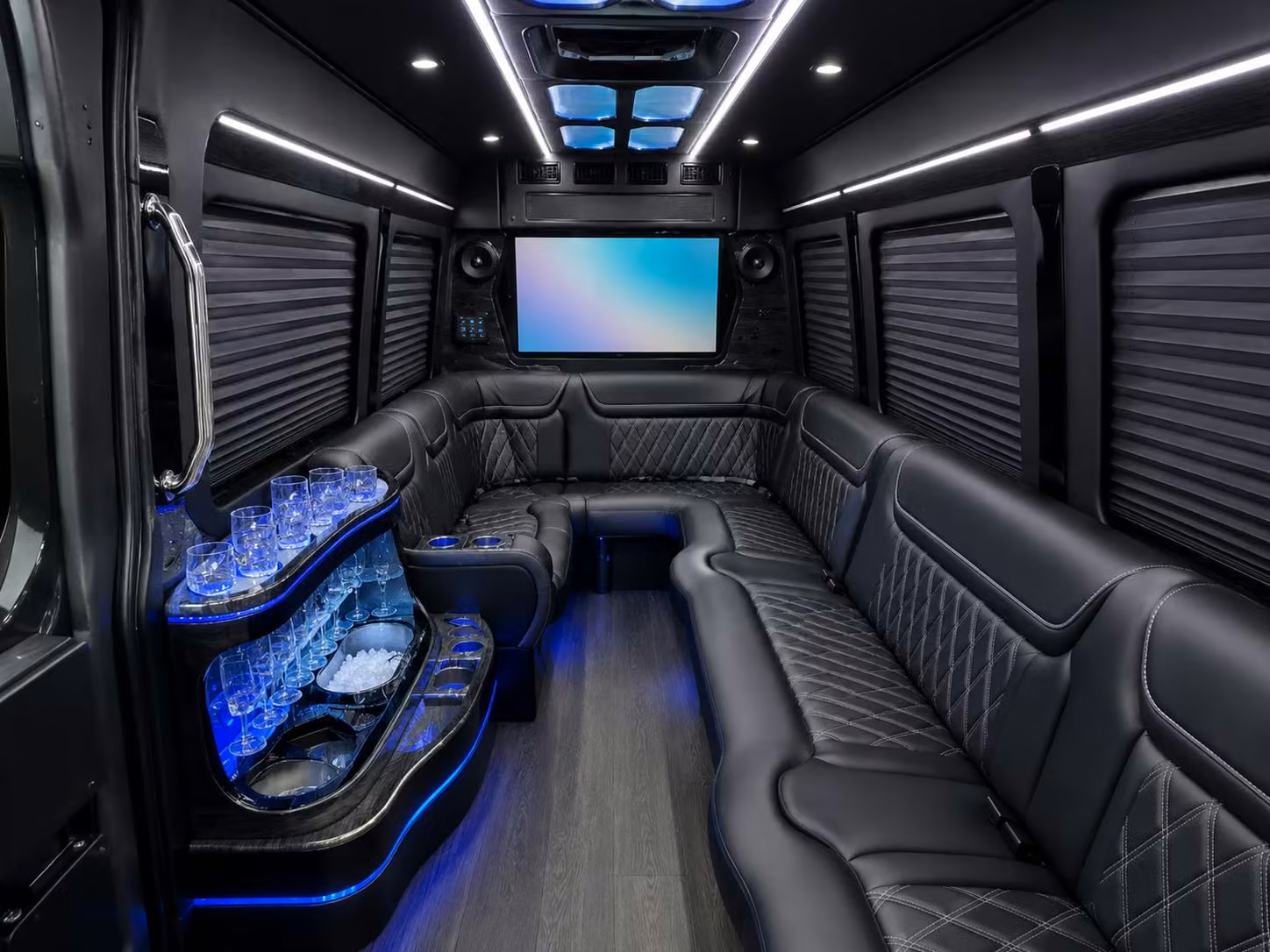 airport transfers and executive shuttles for frisco business travelers